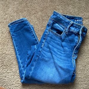 American Eagle Next Level Stretch Hi-Rise Jeggings. Size 4 Regular.
